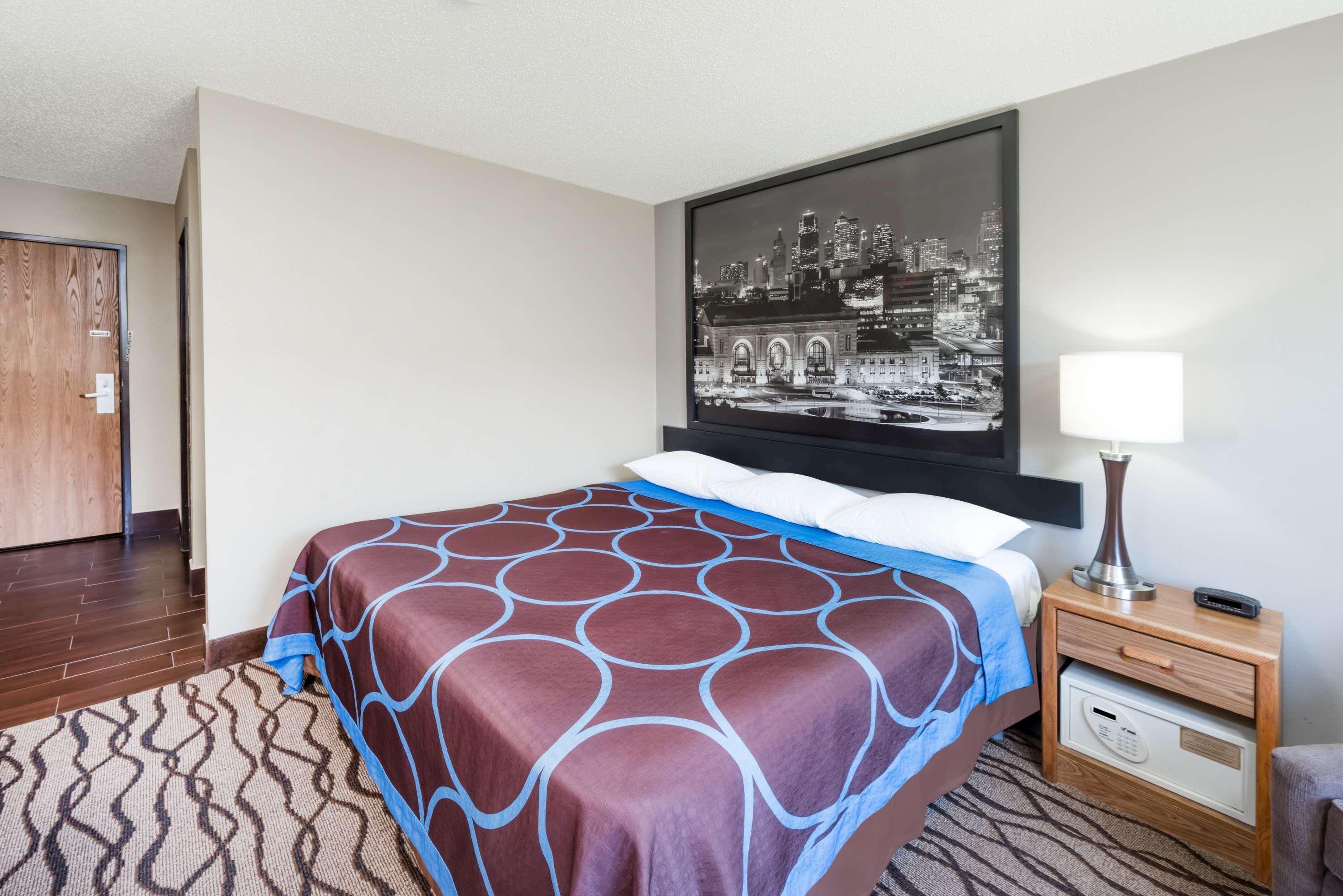 Super 8 By Wyndham West Plains Motel Екстериор снимка