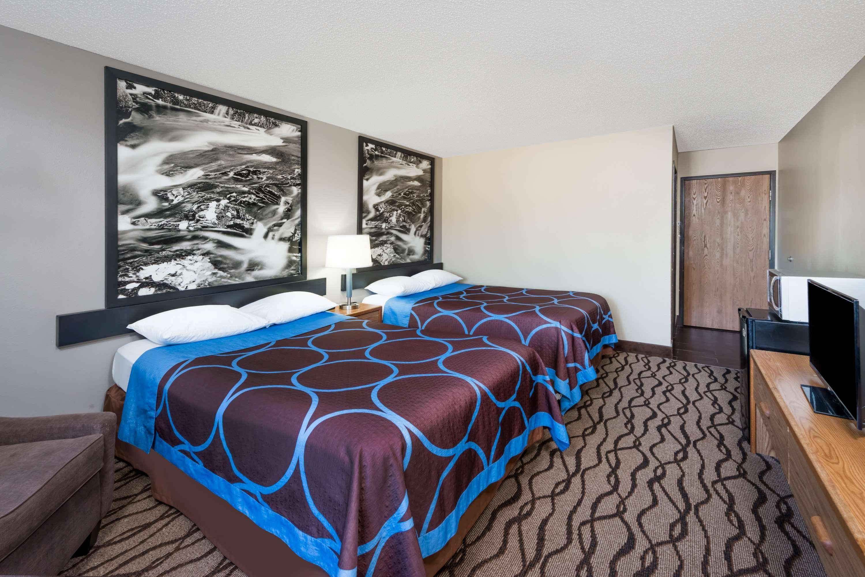Super 8 By Wyndham West Plains Motel Екстериор снимка